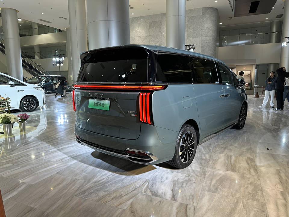 標配激光雷達+智能四驅 魏牌高山7上市售28.58萬元