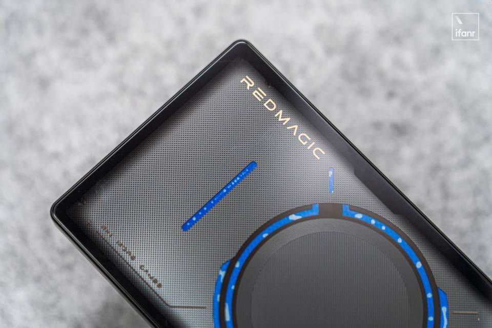 紅魔 11 Pro+ 體驗:給手機裝上內置水冷,是一種怎樣的體驗 圖片