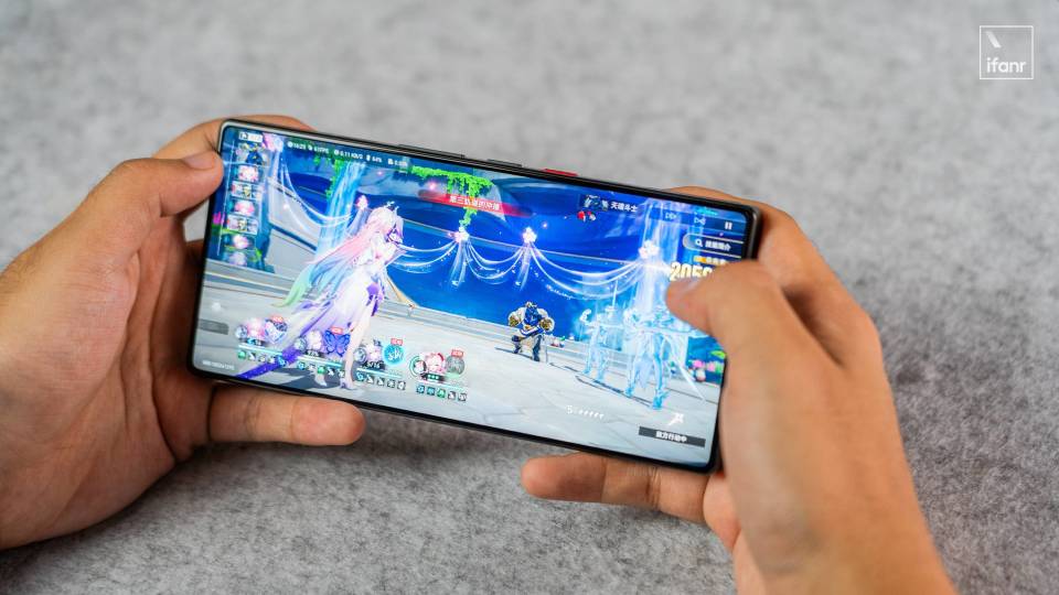 紅魔 11 Pro+ 體驗:給手機裝上內置水冷,是一種怎樣的體驗 圖片