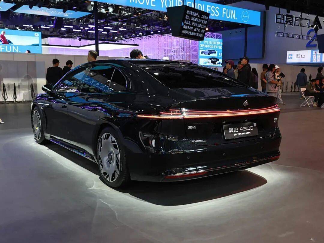 車長5米1多,軸距超3米, “星際座艙” ,續航超1200公里!